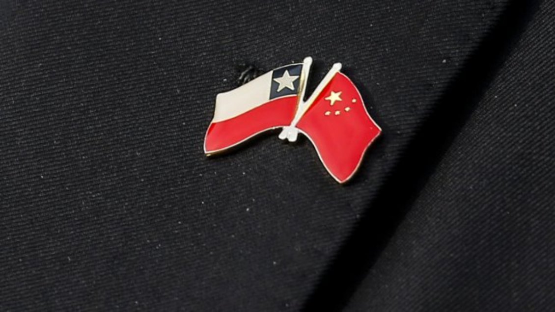   Exembajador y relaciones chilenas con China: El secreto del éxito es mantener el equilibrio 