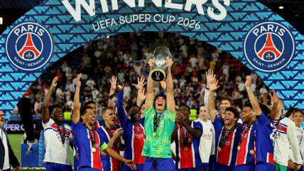   Los festejos de PSG tras consagrase campeón de la Supercopa de Eurocopa ante Aston Villa 