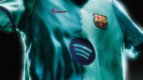 FC Barcelona lanzó su tercera equipación con los tonos verdes de mediados de los 90