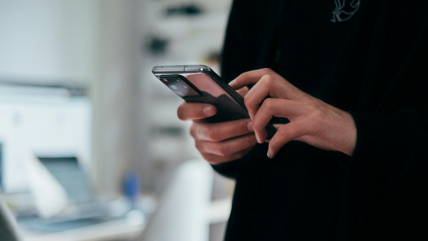   La startup chilena que dio el salto internacional por convertir el celular en un laboratorio de bolsillo 
