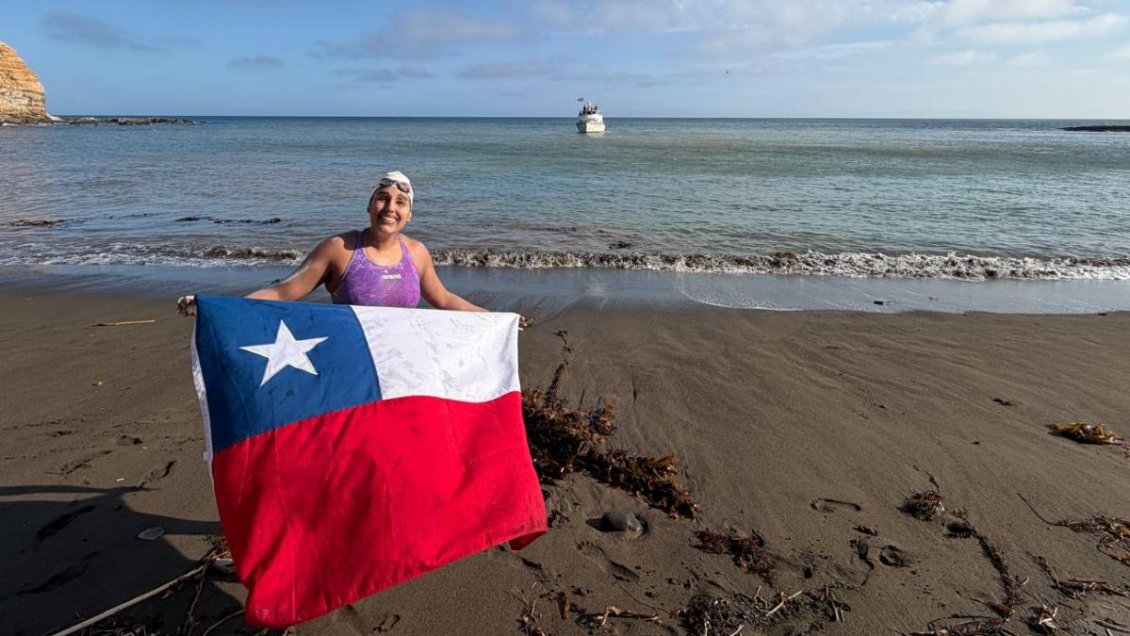 Bárbara Hernández es la segunda mujer en conquistar la Doble Triple Corona de aguas abiertas