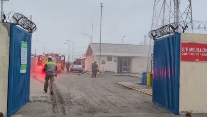 Incendio en subestación deja a todo Mejillones sin suministro eléctrico