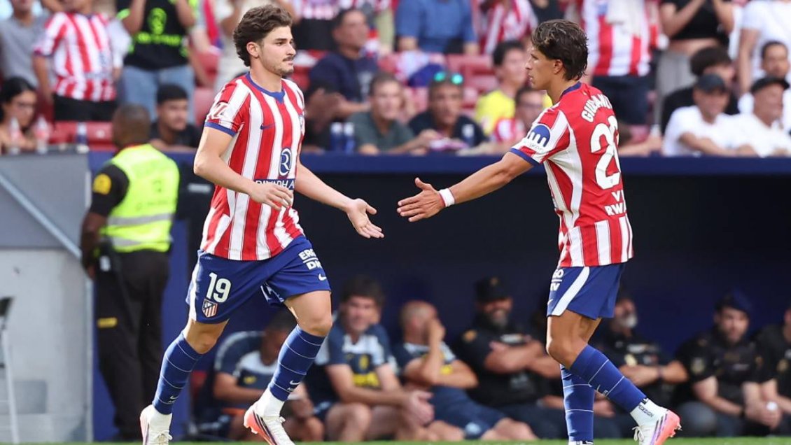 Julián Alvarez volvió a entrenarse en Atlético de Madrid tras su indisposición