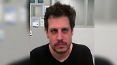 Influencer ultraderechista que pedía a gritos las expulsiones masivas fue deportado de EE.UU.