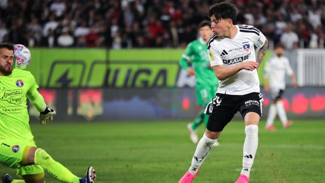   [VIDEO] Leandro Hernández se lució con otro golazo para Colo Colo ante Audax Italiano 