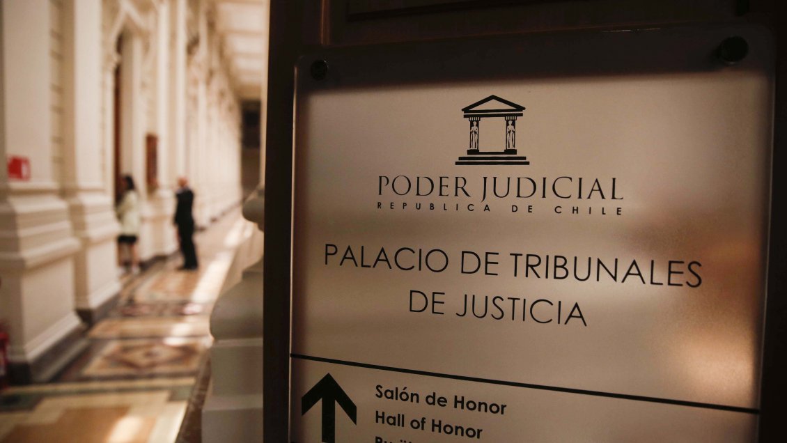 Cadem: Un 83% de los ciudadanos no confía en el Poder Judicial