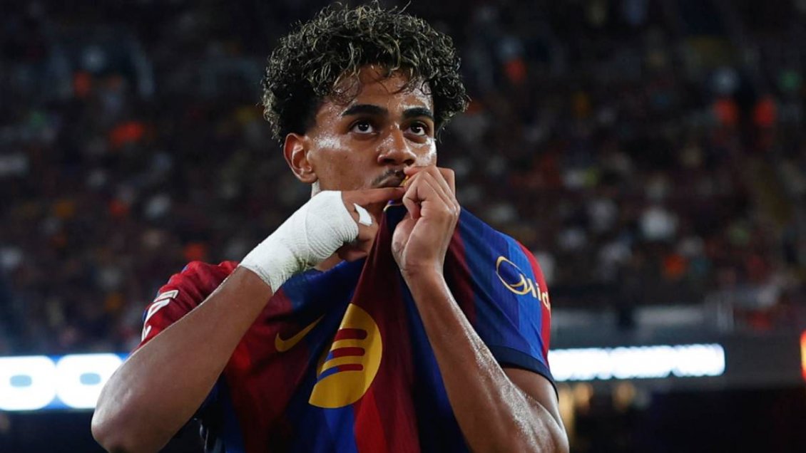 FC Barcelona goleó a Rayo Vallecano con dobletes de Raphinha y Lamine Yamal