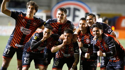   Limache triunfó con un inspirado Daniel Castro ante Ñublense en Quillota 