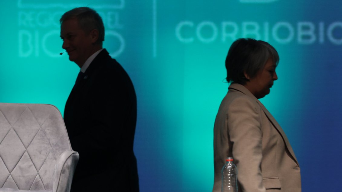 Kast arremetió contra el sector de Jara: 
