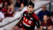 Erick Pulgar salió lesionado en duelo de Flamengo y Mirassol en el Brasileirao