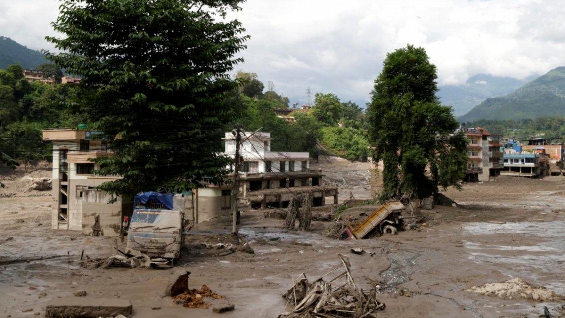 Nepal cifra en 1.287 los fallecidos por la devastadora avalancha