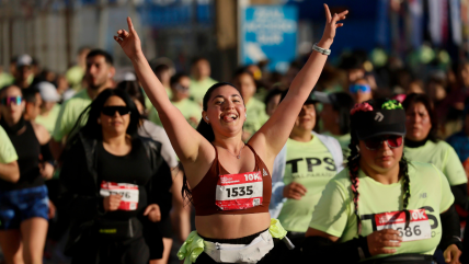   Medio Maratón de Valparaíso convocó a miles de corredores con un modificado trazado 