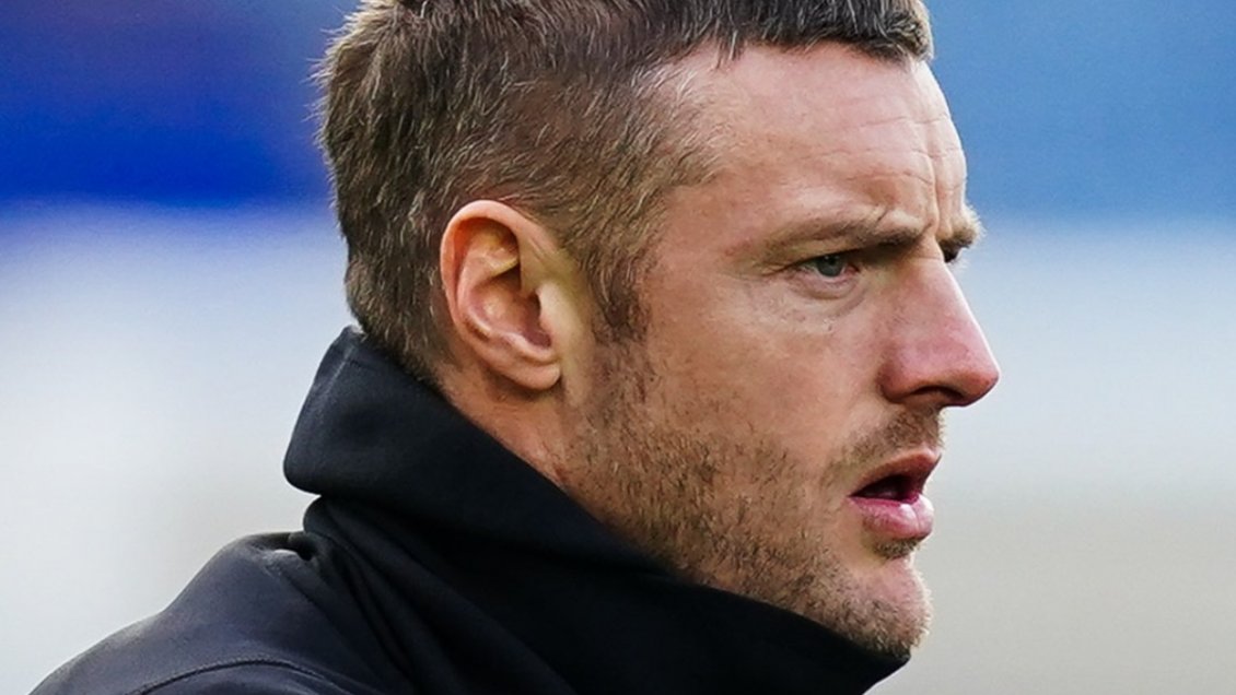 Jamie Vardy vuelve al fútbol inglés para jugar en la Championship