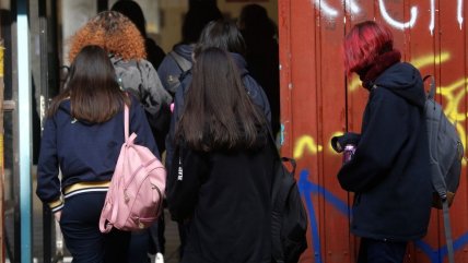 PISA 2025: Estudiantes chilenos valoran apoyo y compromiso de sus profesores