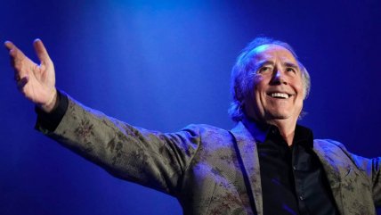   A 53 años del golpe: Joan Manuel Serrat recibirá el Premio Salvador Allende en Roma 