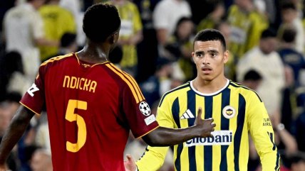   Fenerbahce y AS Roma igualaron en su esperado regreso a la Champions League 