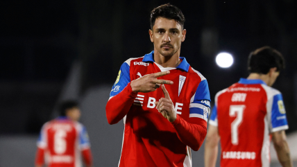   Zampedri permitió con doblete a Palestino el cuarto triunfo al hilo de Universidad Católica 