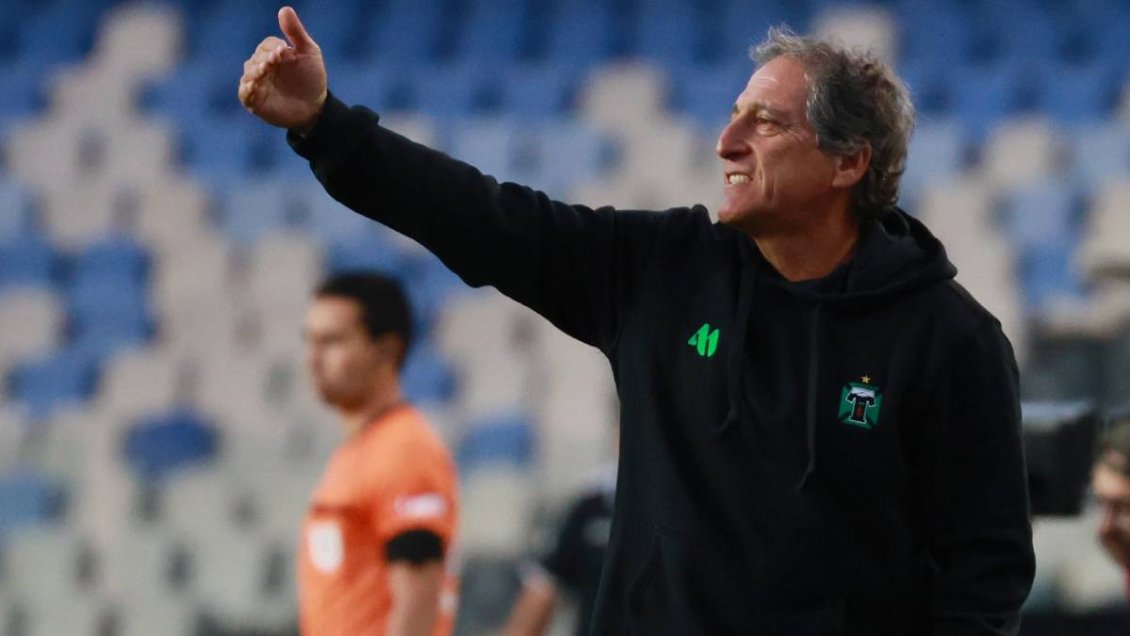 Cobreloa oficializó a Mario Salas como su nuevo director técnico