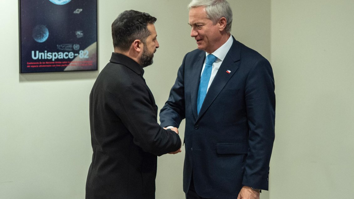   Presidente Kast se reunió con Volodímir Zelenski en el marco de la Asamblea ONU 
