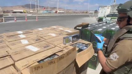   Carabineros decomisó un camión con más de 300 mil cajetillas de contrabando en Antofagasta 