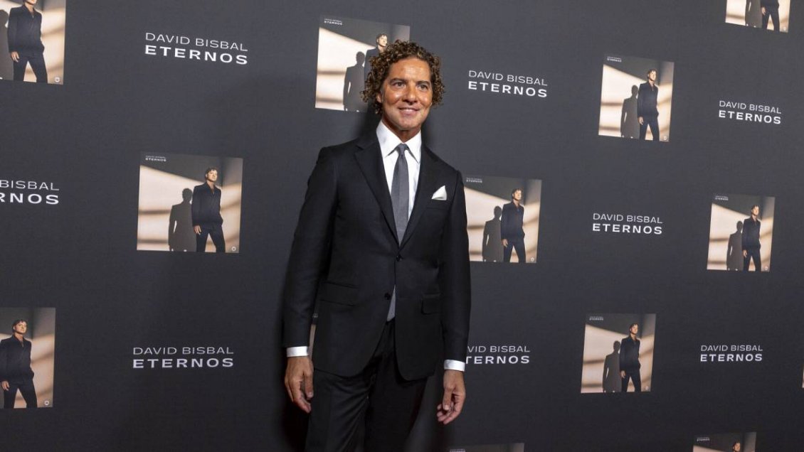 David Bisbal homenajea clásicos de la música en español con 