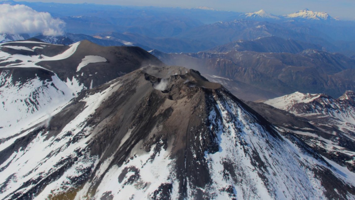 Reactivación del Nevados de Chillán: amplían a dos kilómetros el perímetro de exclusión