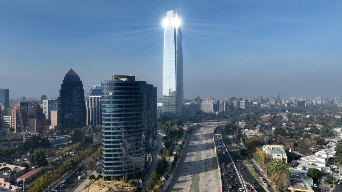 S&P prevé mayor crecimiento para Chile en 2027 y ratificó calificación soberana