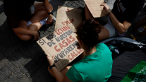 Desalojo de Maricarmen desató furia por los arriendos y acampe indefinido en Madrid