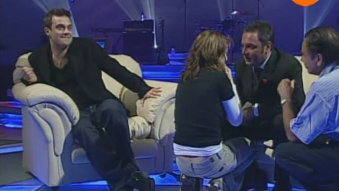 Robbie Williams recordó su incómoda entrevista con Luis Jara: 