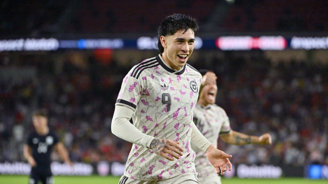[VIDEO] ¡Golazo! Maxi Gutiérrez soltó un derechazo e ilusionó a La Roja ante Estados Unidos