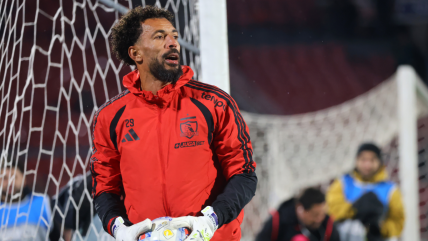 Sorpresa: Vozinha regresó de inmediato a Chile tras la fecha FIFA con Cabo Verde