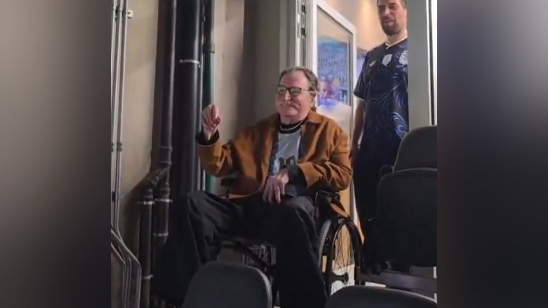 [VIDEO] Charly García fue a la despedida de Messi de la selección y recibió el cariño de los hinchas