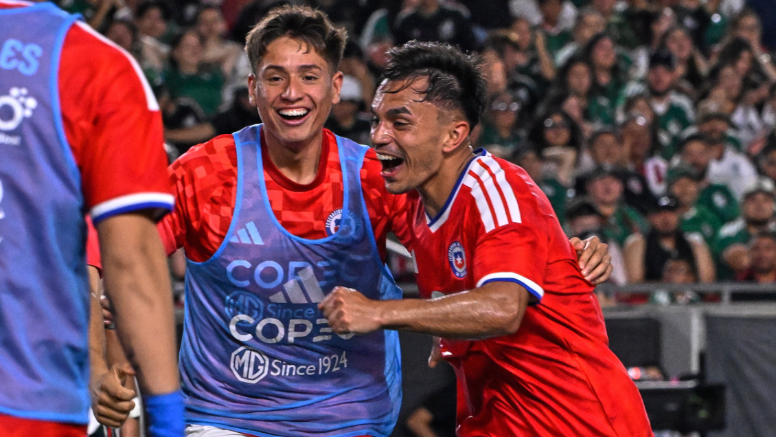 La Roja se desahogó con un triunfo sobre México en el fin de su gira por Norteamérica