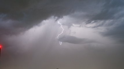 De nuevo, lluvia y truenos ensordecedores en Santiago