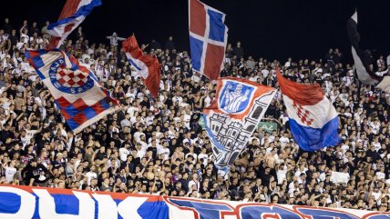   Hinchas de Hajduk Split dedicaron gritos nazistas contra Ajax antes del duelo en Conference League 