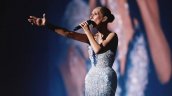 Céline Dion culminó en París su regreso a los escenarios: 
