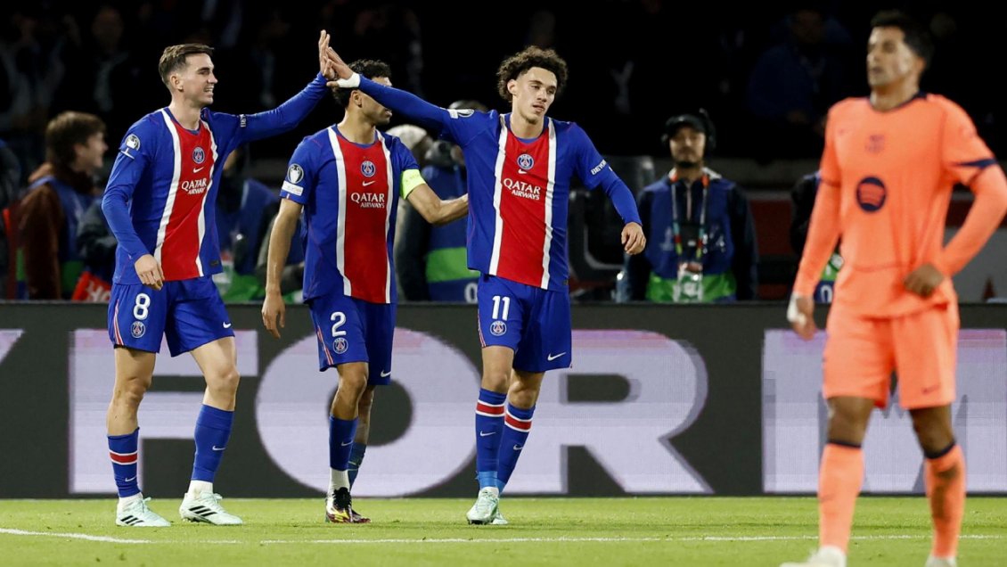 PSG se impuso con autoridad a FC Barcelona en la Champions