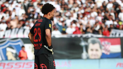   Vozinha asoma como titular en Colo Colo para el día previo al Balón de Oro 