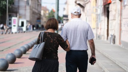   Lanzan feria de empleos para mayores de 55 años 