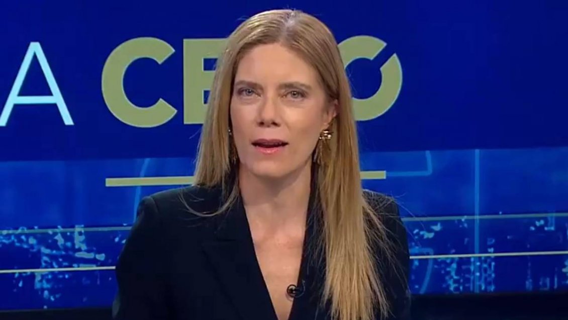 Mónica Rincón retomó sus labores tras encerrona: Ya viajó a Brasil para cubrir elecciones