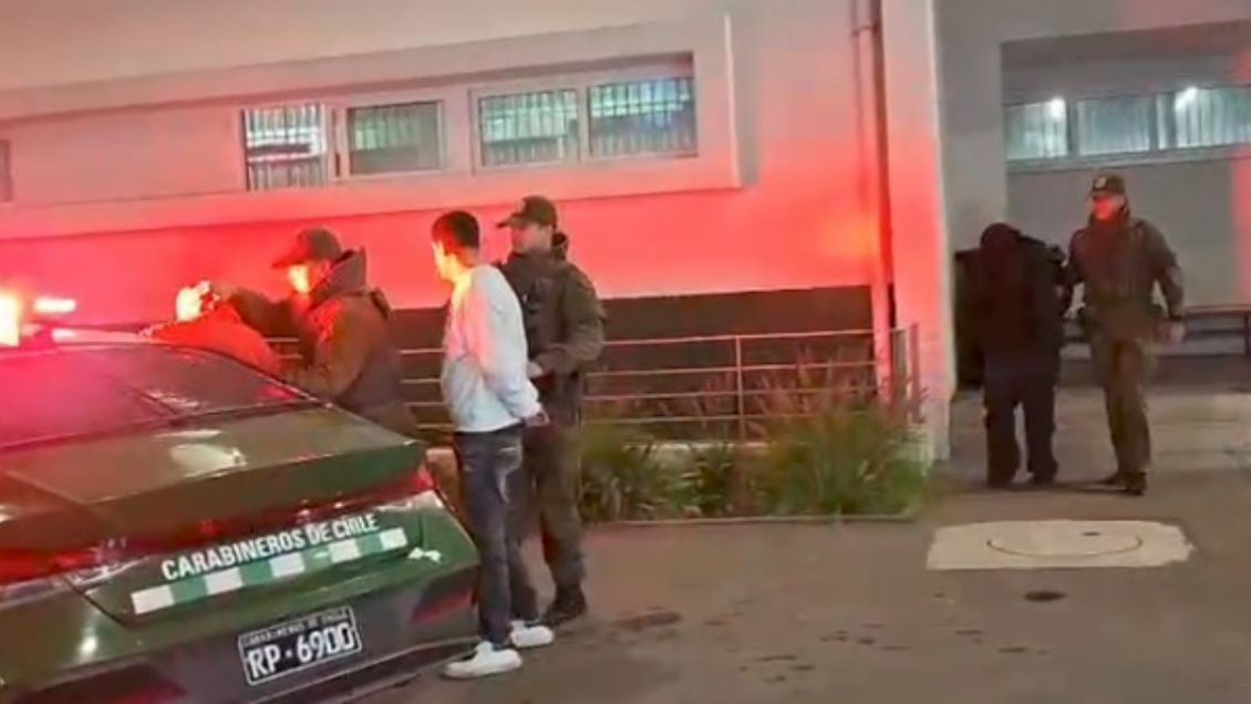 Protesta de barristas por muerte en el estallido dejó tres detenidos en Maipú