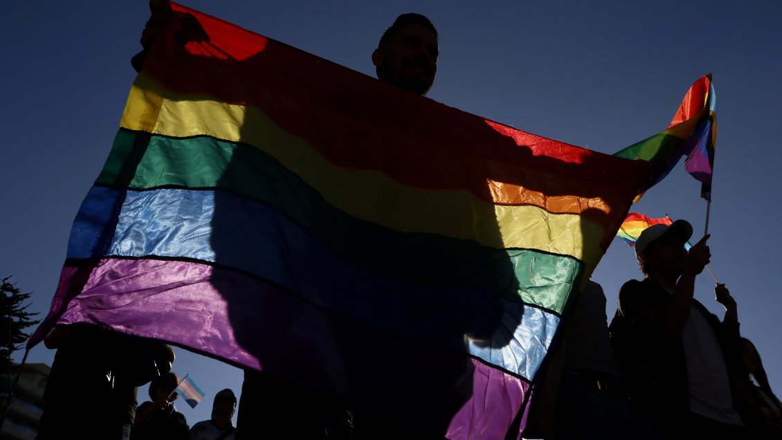 Personas LGBTI+ duplican riesgo de depresión y conducta suicida, según estudio