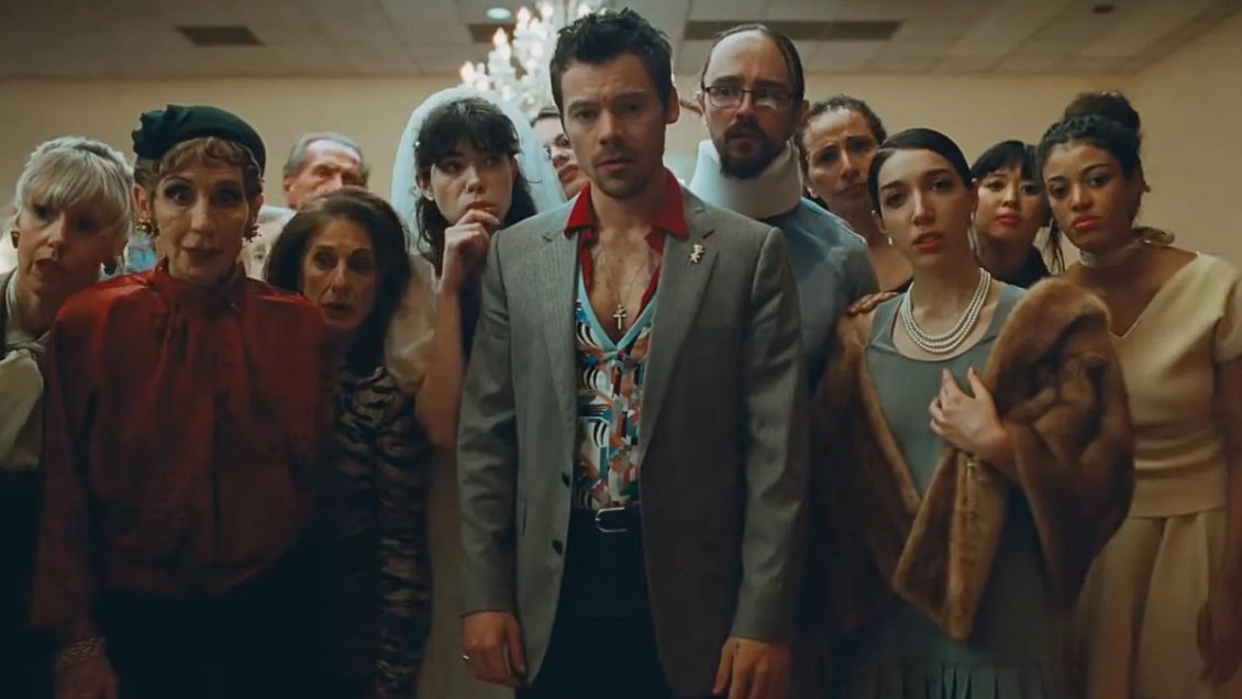 Harry Styles mezcla baile y desamor en el video musical de 
