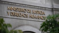 Rebajas de condenas: Psicóloga alerta sobre pérdida de confianza de las víctimas en la justicia
